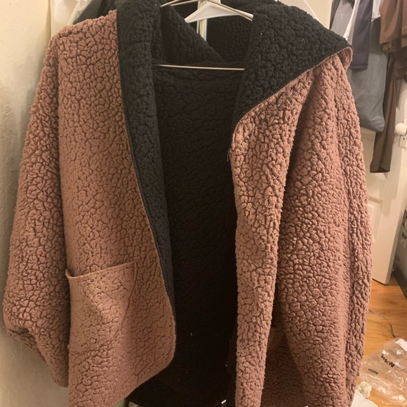 fluffy reversible fleece coat - Picture 2 of 4
